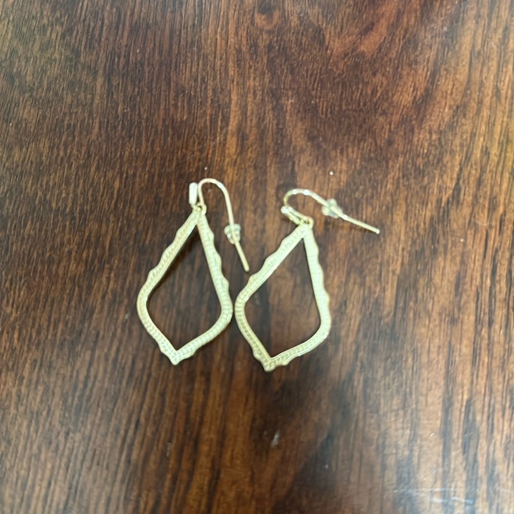 Kendra Scott earrings